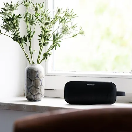 Nakedurban The One *